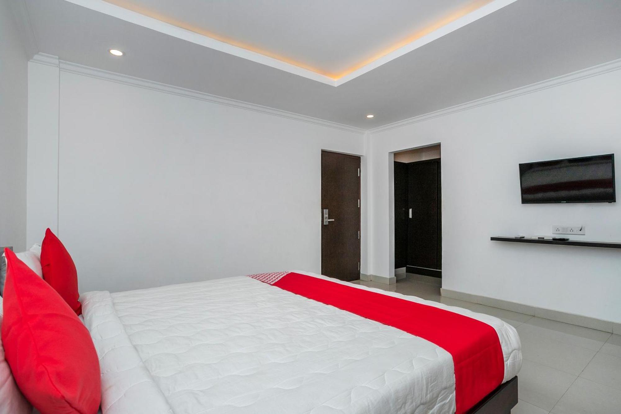 Collection O Cosmopolitan Hotel Devanahalli Exterior photo